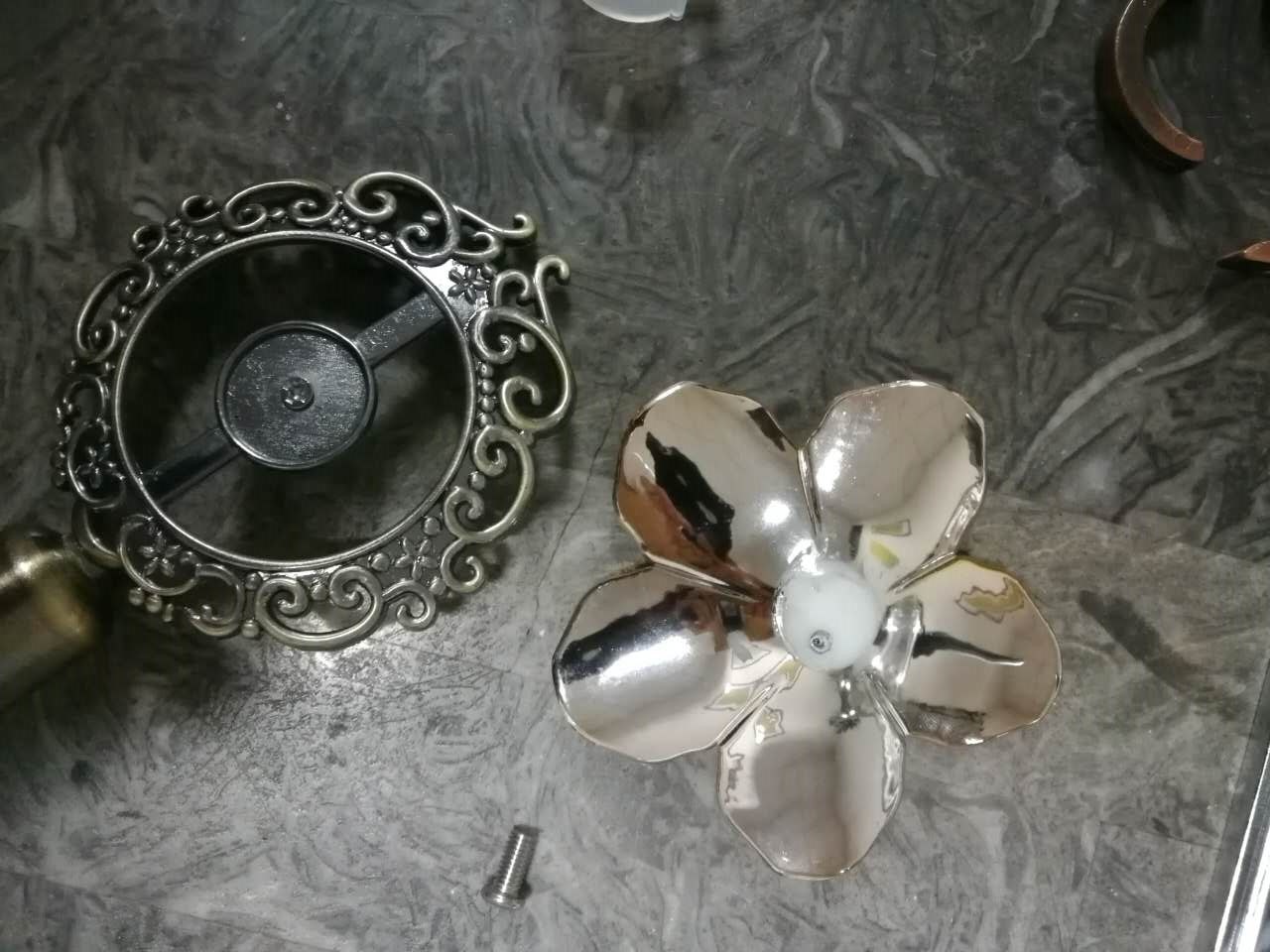 ABS粘金属用什么胶