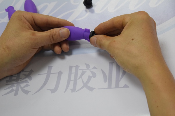 硅胶粘接胶水