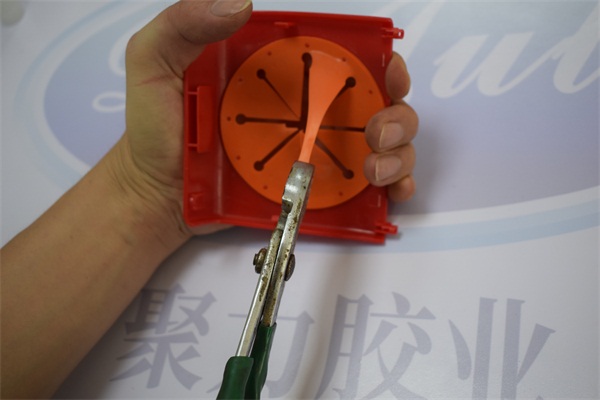 硅胶和塑料用什么胶水粘合？试试聚力胶水的免处理硅胶专用瞬间胶水！